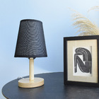 Abajur De Madeira Com Cúpula Preta Pequeno | Formosinha